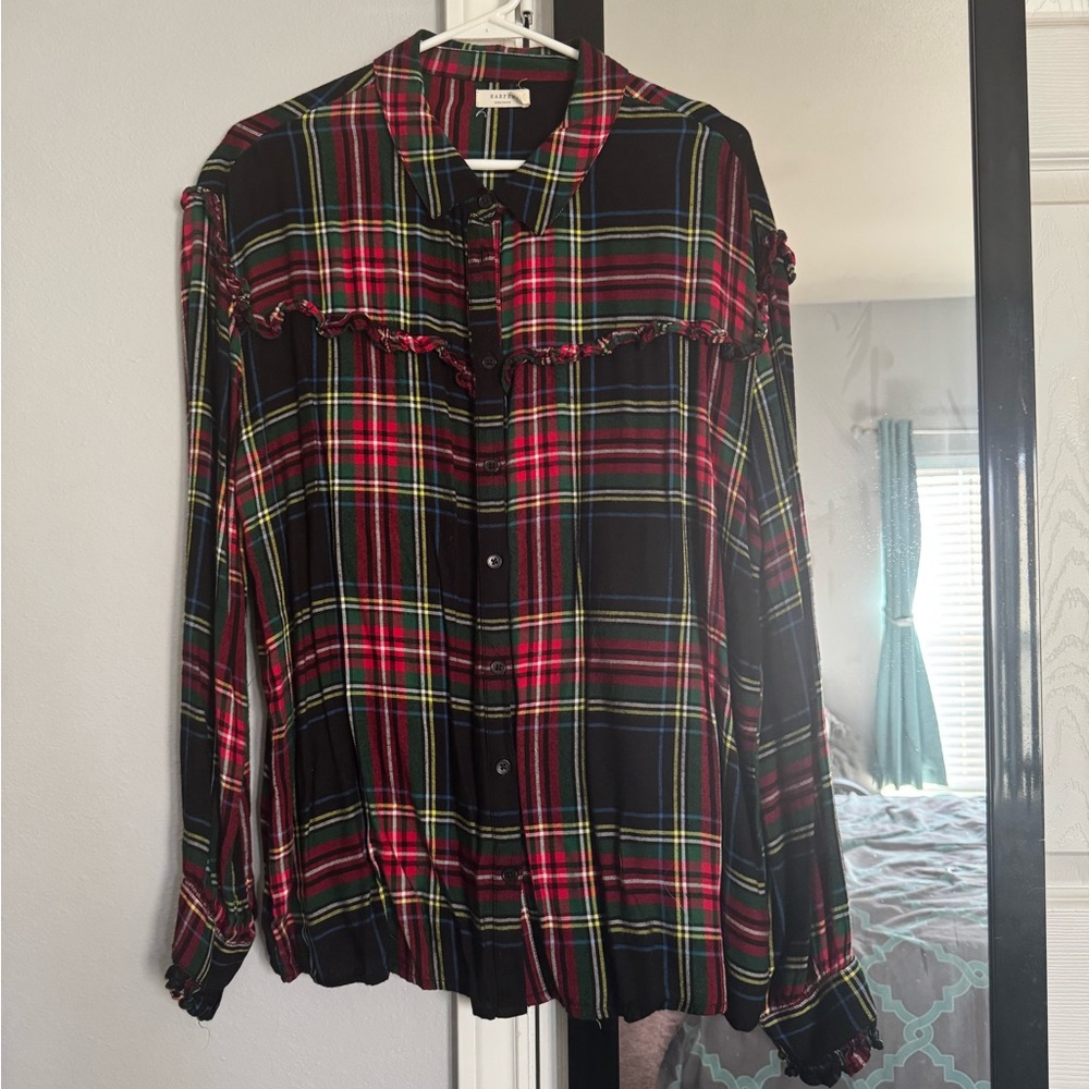 ❤️Francesca's ❤️ Harper Heritage Ruffled Button-Down Shirt size L